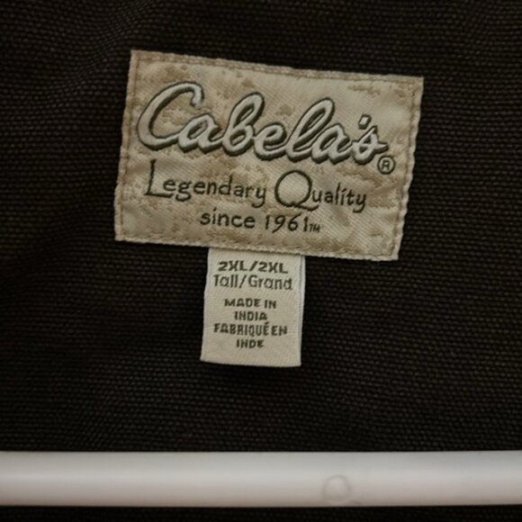 Cabela’s HEAVY winter coat with Sherpa - Picture 4 of 5